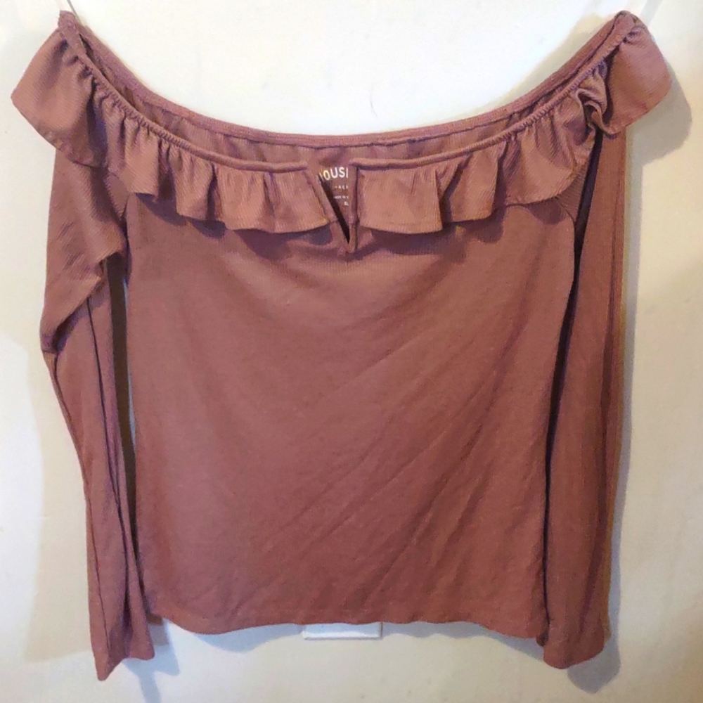 Aero off the shoulder long sleeve